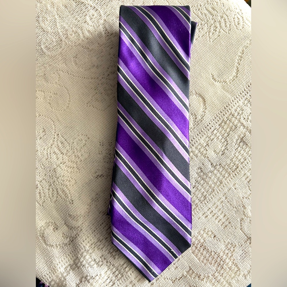 Stafford Purple and Black Diagonal Striped Tie